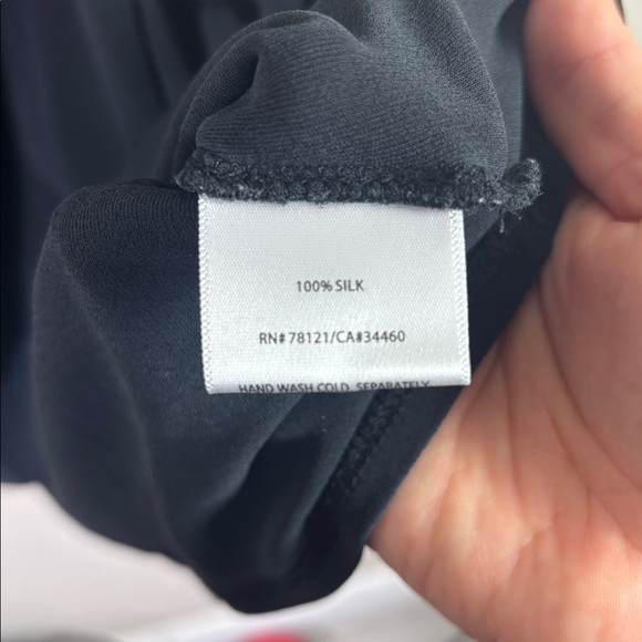 Eileen Fisher 100% Silk Jersey Tank Top in Black size Large - Picture 5 of 7